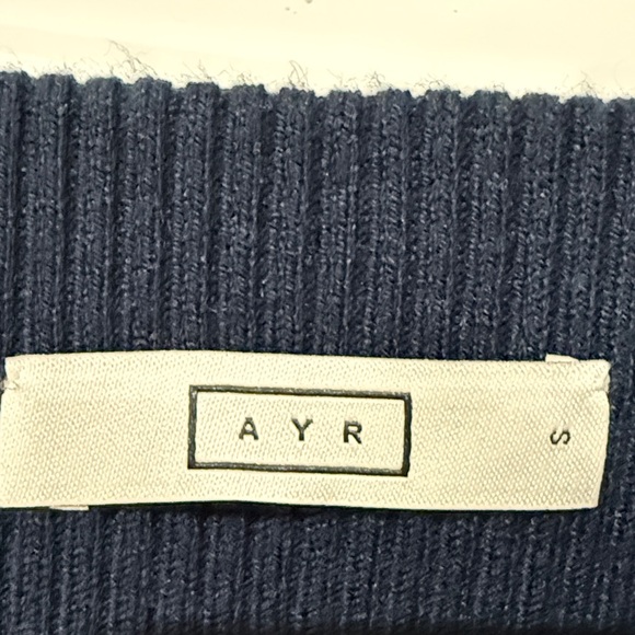 AYR Elegant Dark Blue Pencil Skirt - Picture 2 of 2